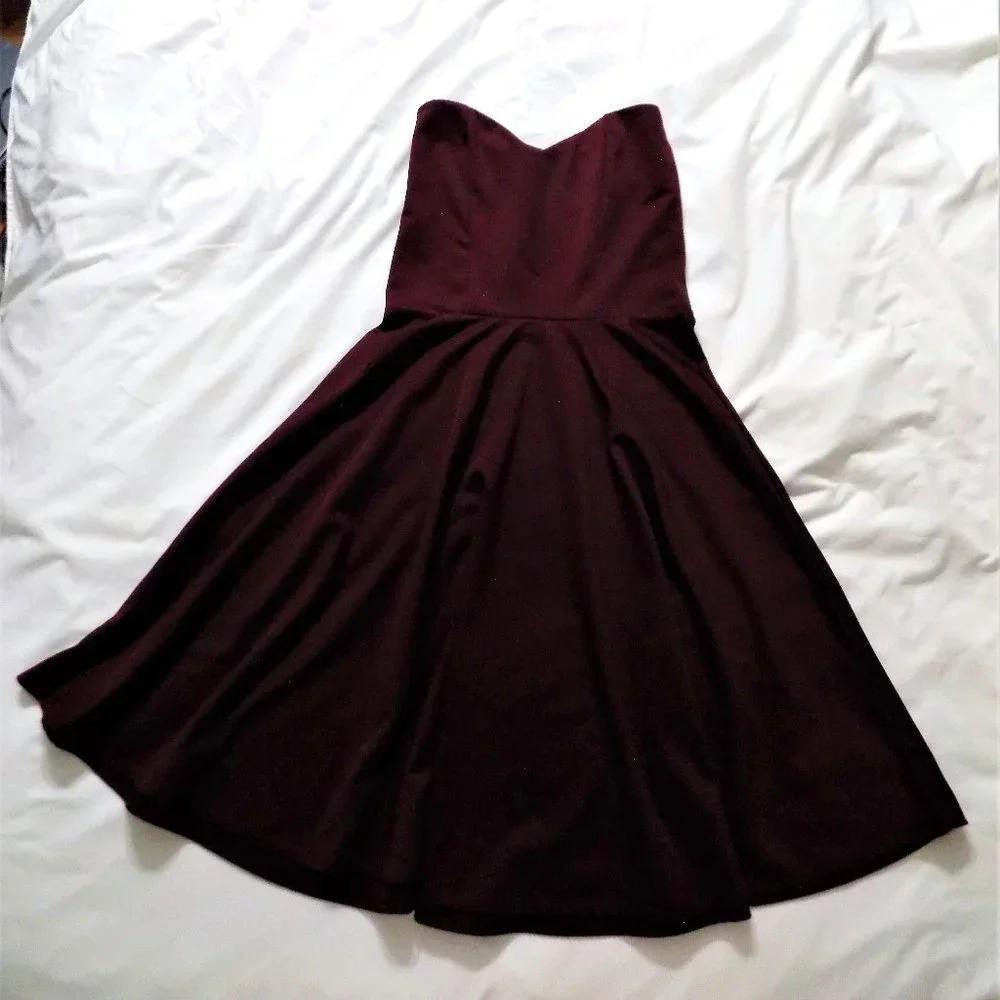 Boohoo Strapless Dress - Picture 1 of 7